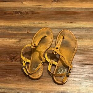 FRYE mustard colored sandals